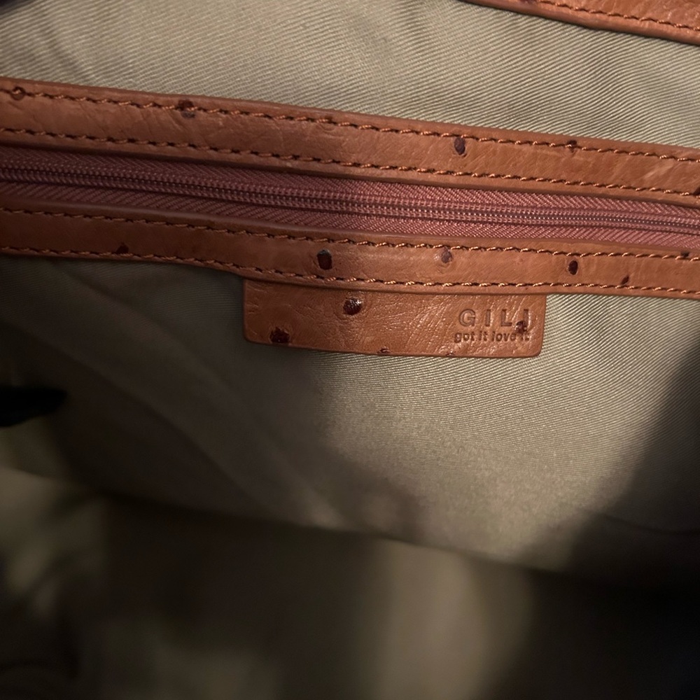 G.I.L.I. Leather Roma 2 Tote - Picture 11 of 16